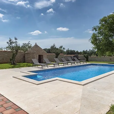 Villa Ive *